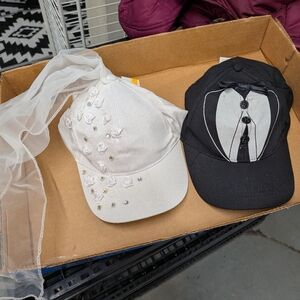 New Bride And Groom Baseball Caps